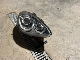 Svetlo Porsche Cayenne