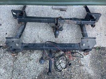 Mercedes ml w164 ťažne zariadenie hak w251