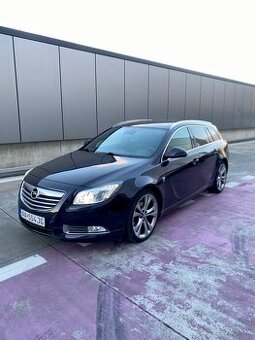 Opel Insignia sports tourer 2013