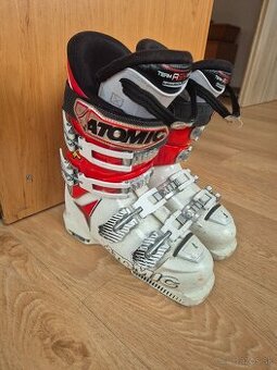 Lyžiarky Atomic