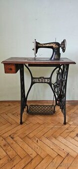 Predám starožitný šijací Singer