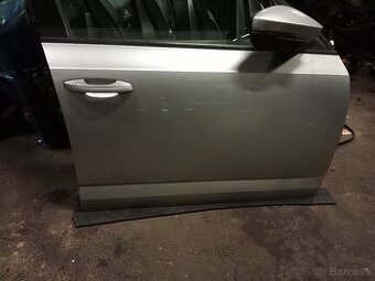 Pravé predné dvere škoda Octavia 3