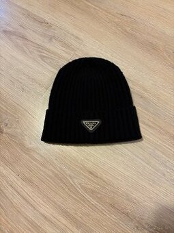 Prada čiapka - čierna (PR1)