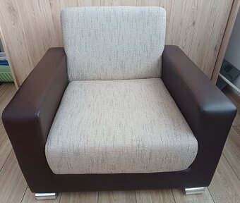 Kreslo ako nové - 90 cm x 80 cm x 80 cm