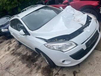 Rozpredám na diely Renault Megane III HB grandtour combi