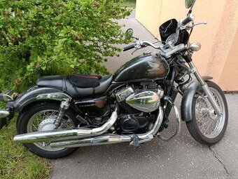 Predám Hondu Shadow.