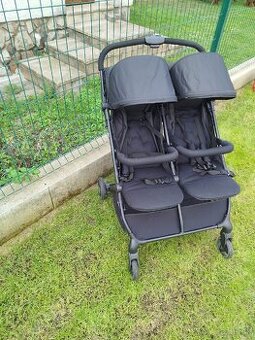 Kočík pre dvojičky Hauck Swift Duo X Black