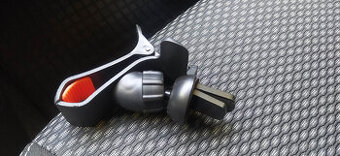 držiak telefonu do auta