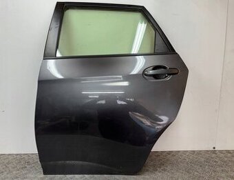 Toyota Verso S 2010- ľavé zadné dvere