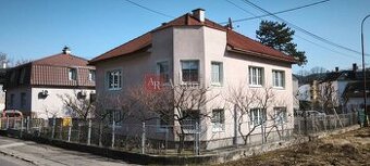 VEĽKÝ RODINNÝ DOM pre VEĽKÚ RODINU - CENTRUM BB - MESTSKÝ PA