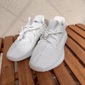 Yeezy Boost 350 V2 Cream 44