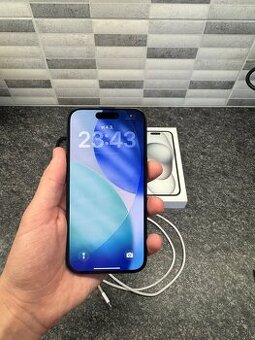 iPhone 15 Black 128 gb ako novi