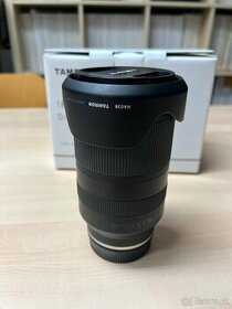 TAMRON 18 – 300 mm f/3,5 – 6,3 Di III-A VC VXD pre Sony E