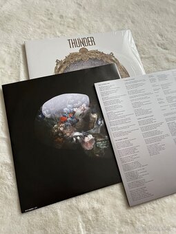 LP Thunder