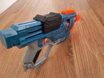 Predám detskú zbraň (Hasbro Nerf Elite 2.0 Commander RD 6)
