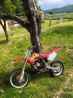 Honda cr85 2006