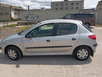 Predám auto Peugeot 206