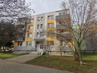 41953-Prenájom trojizbového bytu na ul.G.Bethlena