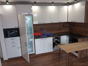 NOVOzrekonštruovaný moderný 1,5i byt + kuch. linka so spotre
