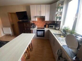 Prenájom 1,5i bytu, Bakossova, ul., centrum, Banská Bystrica
