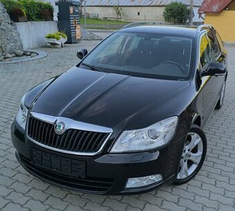 ŠKODA OCTAVIA COMBI 2.0 TDi 103KW CR FAMILY XENON ŤAŽNÉ