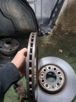 Zánovné 312mm brzdy Brembo Passat b5.5 Škoda superb 1