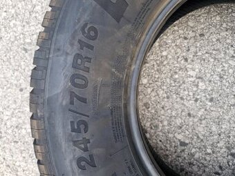 245/70 R16
