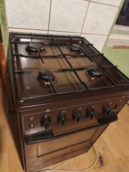 Predám sporák (Propán butan) / elektro