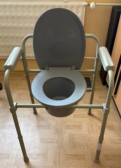 Hygienická stolička - zdravotná pomôcka