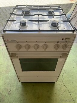 plynový sporák s elektrickou rúrou