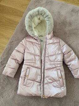 Zimna dievcenska bunda