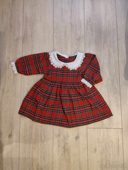 Vianočné šaty, červené káro s ozdobným golierom a rukávmi