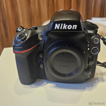 Zrkadlovka NIKON D800