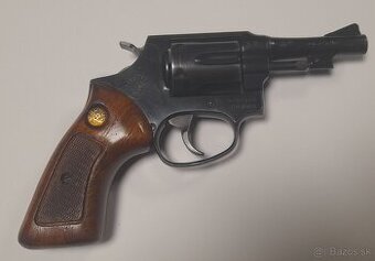 Revolver, Taurus Brasil,kaliber 32long,hlaveň 3"