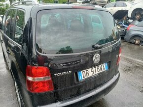 Volkswagen Touran 2003-2010 dvere zadne LC9X