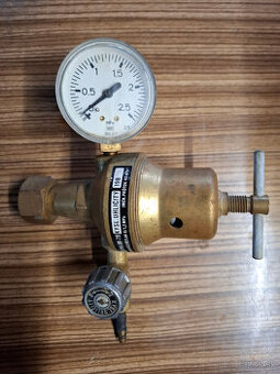 REDUKČNÝ VENTIL / BUDÍK / MANOMETER