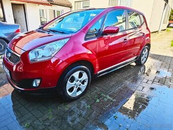 Kia venga 1,4 (66kw) benzin , r.v 2013