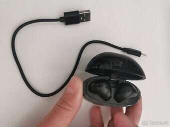 Sluchatka FLYBUDS