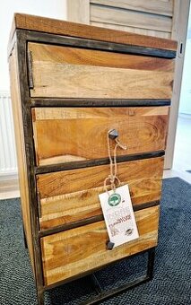 Komoda Industrial Parquet
