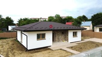 VILLA PARK HUMENNÉ – MODERNÉ BUNGALOVY S NADŠTANDARDNÝM PREV