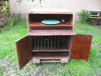 Retro gramoskrinka Supraphon