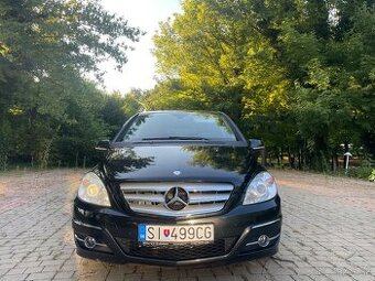 Mercedes B170 - 1