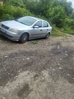 Opel Astra g benzín