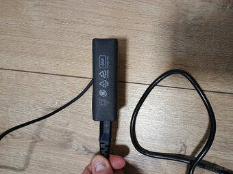 Nabíjačka na notebook Lenovo