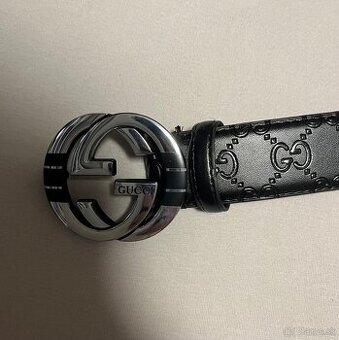 Gucci opasok