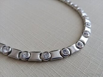 Dámsky náhrdelník