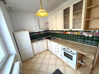 PRENÁJOM: VEĽKÝ 2-IZBOVÝ BYT S DVOMI BALKÓNMI