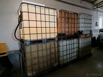 Plastová nádrž 1000l