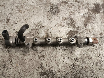 Palivová rampa 2.0 TDi 103kW CFHC 03L089M