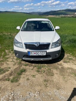 Skoda octavia 1.8tsi 118kw benzin Scout